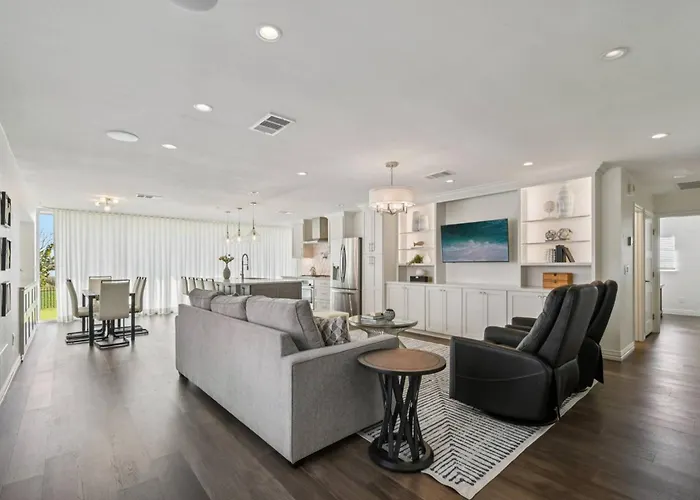 Round Rock Lakeside Retreat